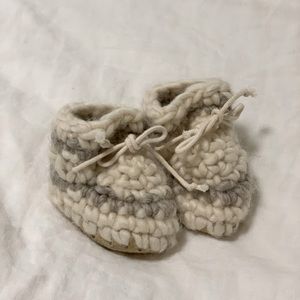 Padraig Cottage Newborn Wool Boots